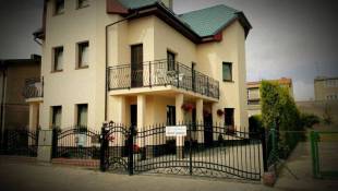 Villa Ewa