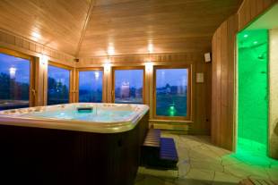 Jacuzzi